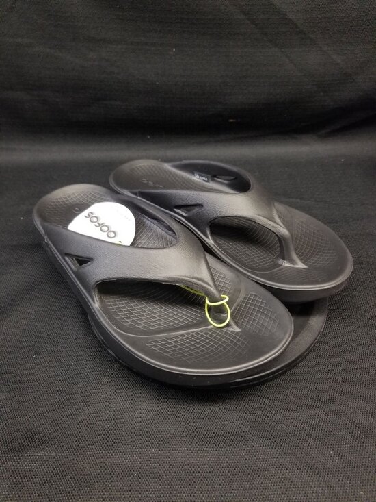 OOFOS Men\'s OOriginal Sandal Recovery Thong Black Size 9 NEW WITH TAGS! main image 5